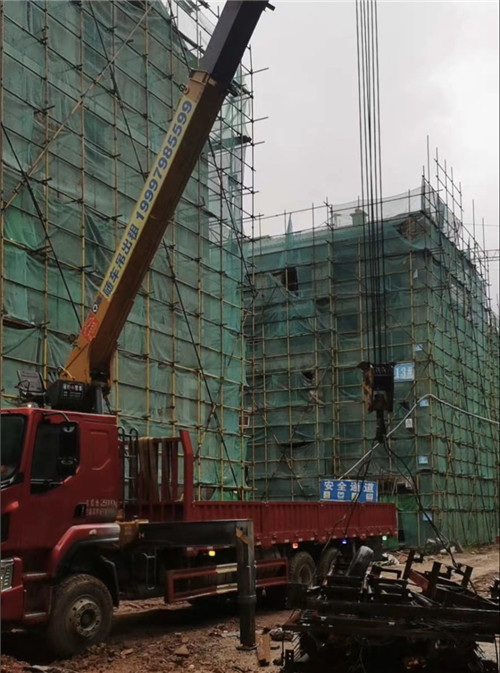 南昌市“慢工细活”—— 吊车的 “微动控制” 技术